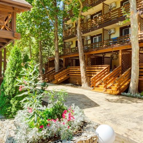 *Отель "Славянка" / "Slavyanka Hotel"